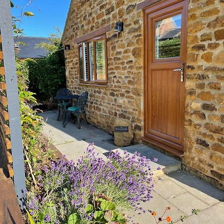 Honeysuckle Cottage - Hillside Holiday Cottages, Cotswolds Warmington Bagian luar foto